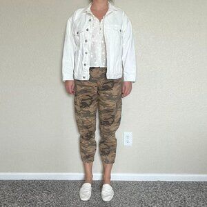 Zara Cropped Pants Military Print Size 4